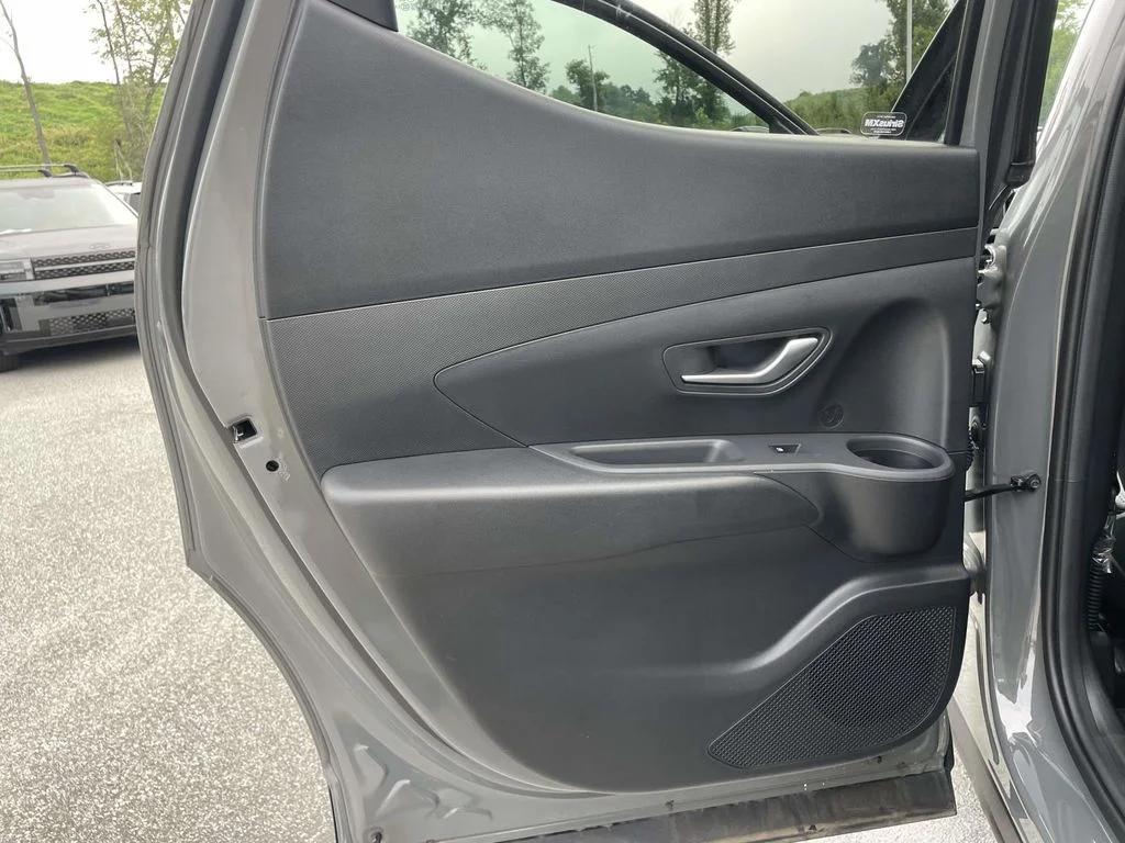 Used 2026 Hampton Gray Hyundai SEL image 2