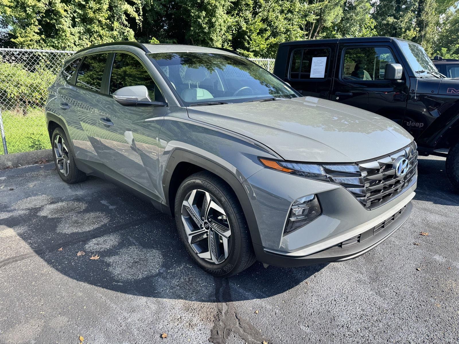 Certified Used 2024 Hampton Gray Hyundai SEL image 1