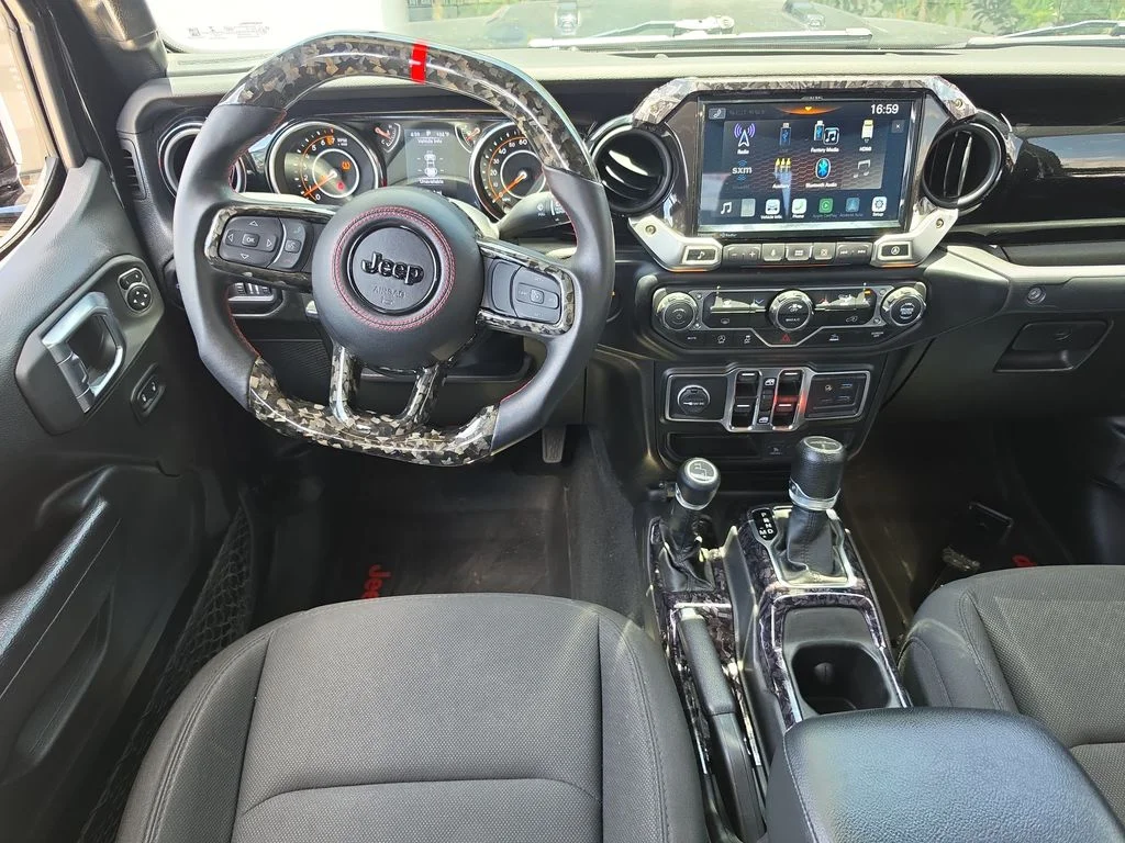 Used 2022 Black Jeep Sport image 21