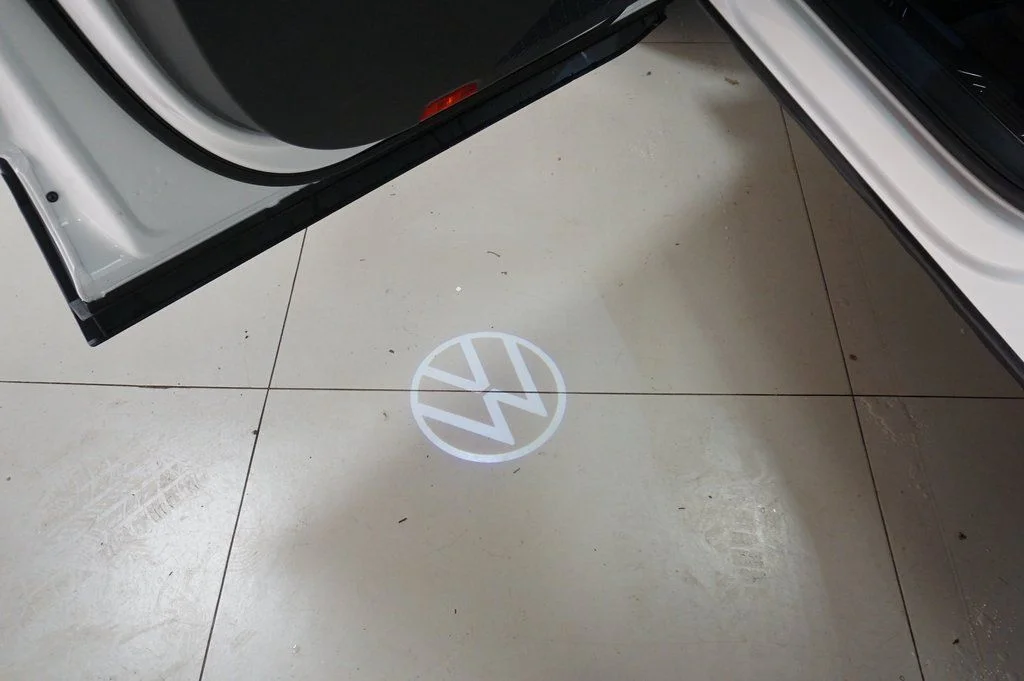 New 2026 Opal White Volkswagen 2.0T SEL image 29