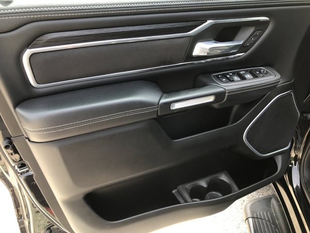 Used 2023 Diamond Black Crystal Pearlcoat Ram Laramie image 14