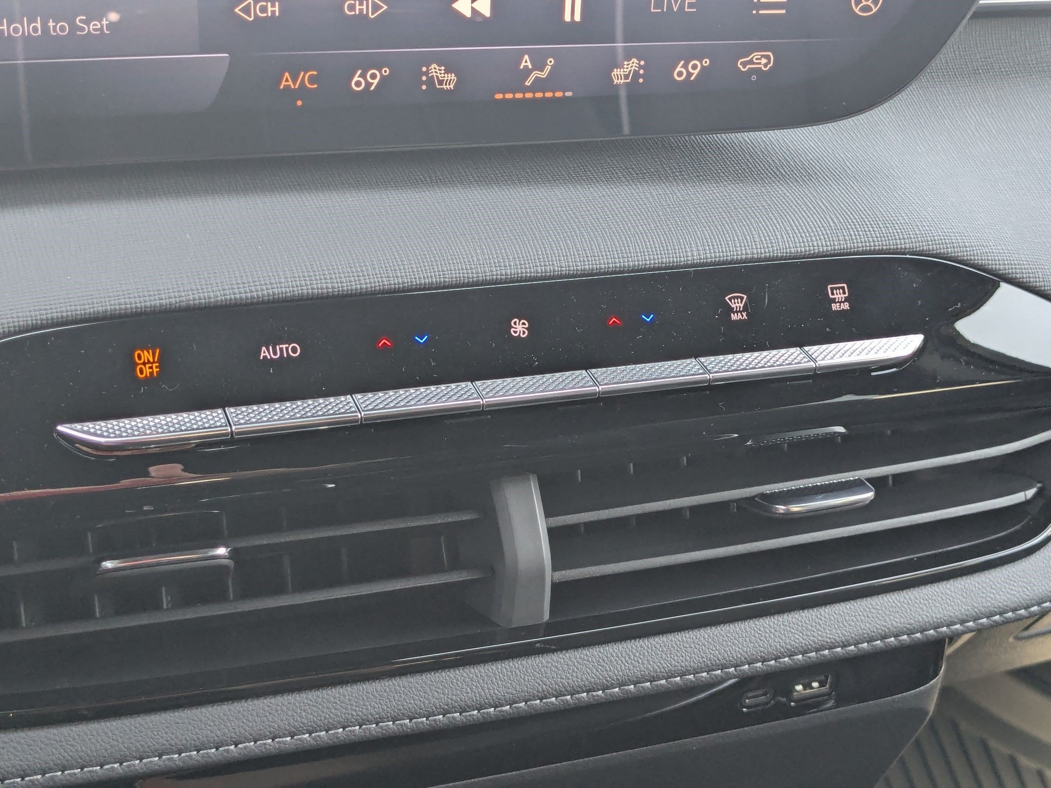 2026 Buick Enclave Sport Touring - Photo 20