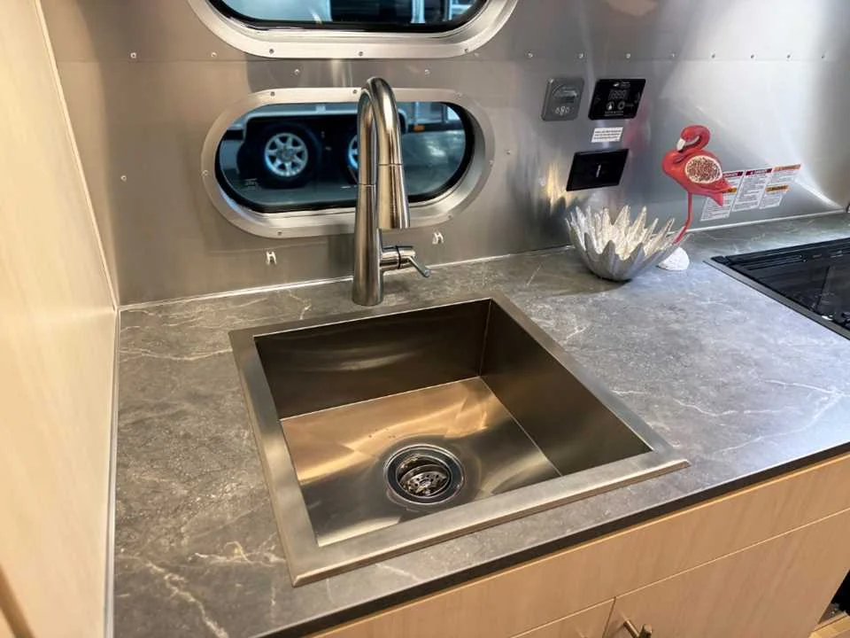New 2026 SILVER AIRSTREAM  image 17
