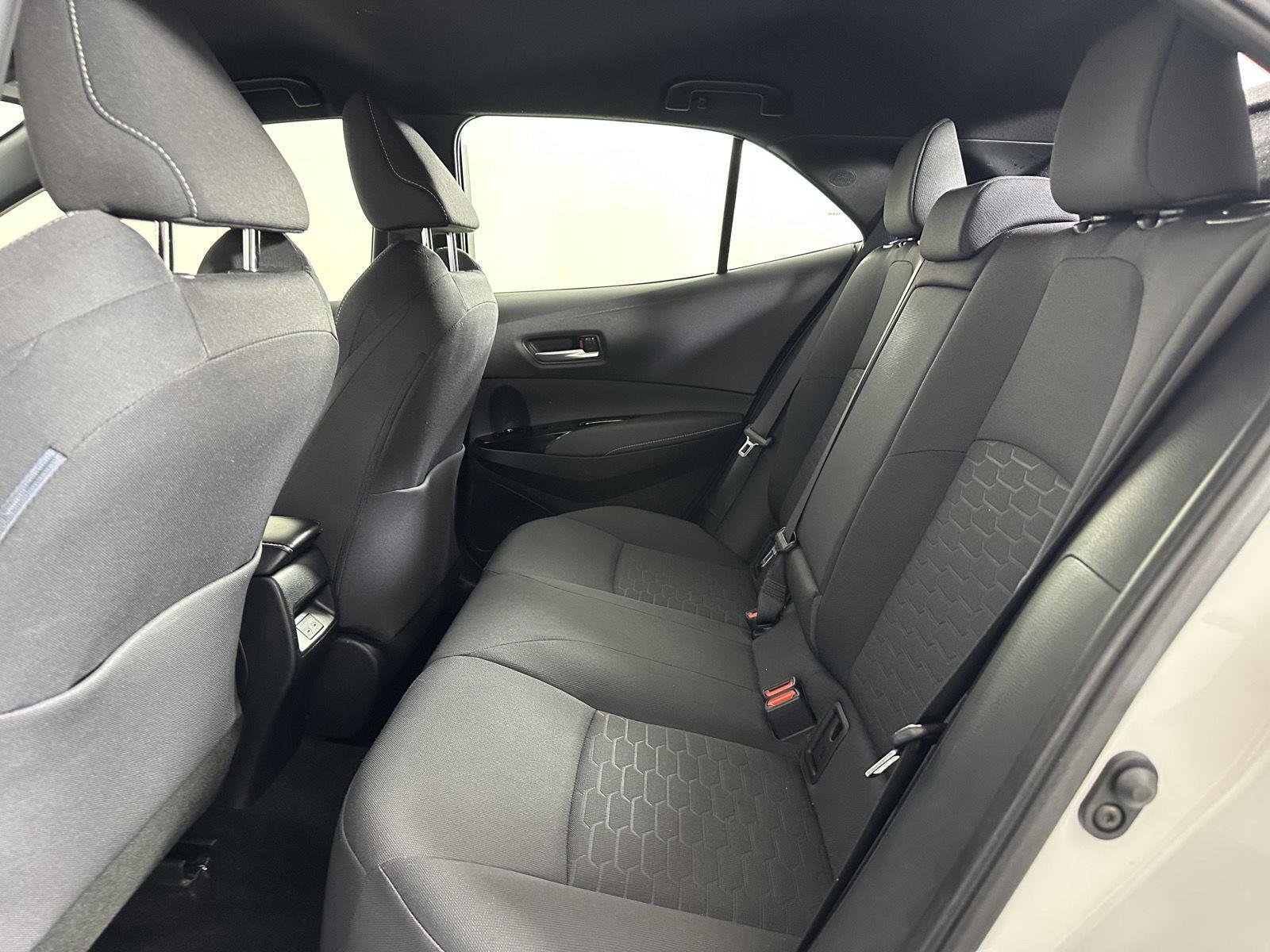 Used 2024 Ice Cap Toyota SE image 15