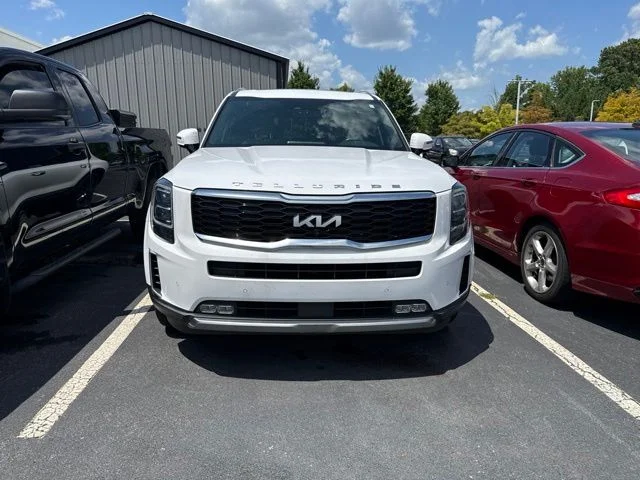 Certified Used 2022 White Kia SX image 6