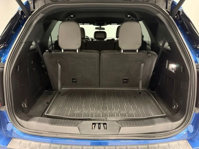 Used 2020 Blue Ford XLT image 31
