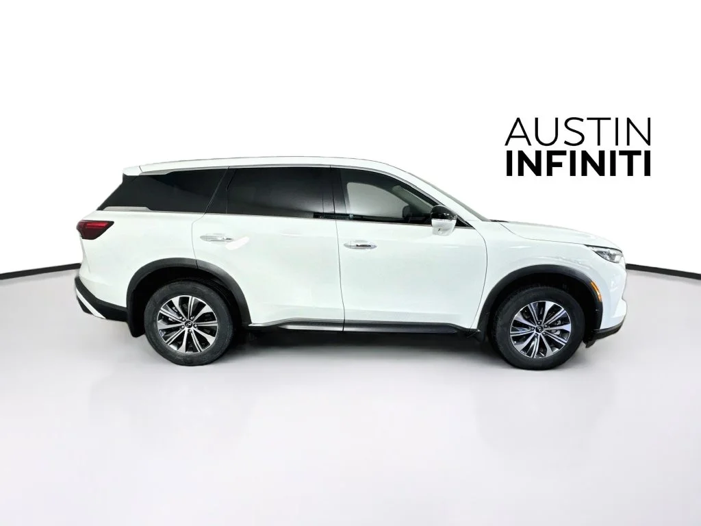 Certified Used 2023 White INFINITI PURE image 11