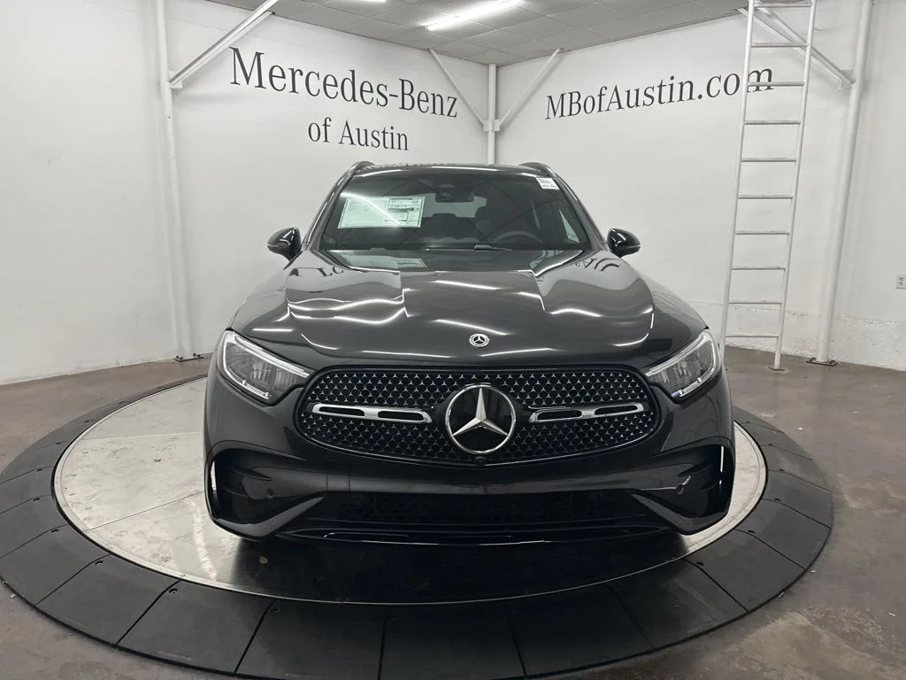 Used 2026 Gray Mercedes-Benz GLC 300 image 2