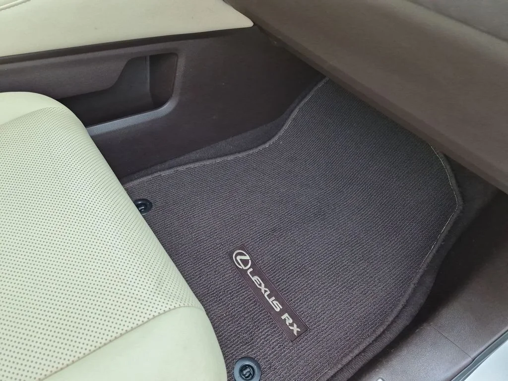 Used 2018 Beige Lexus 350 image 42