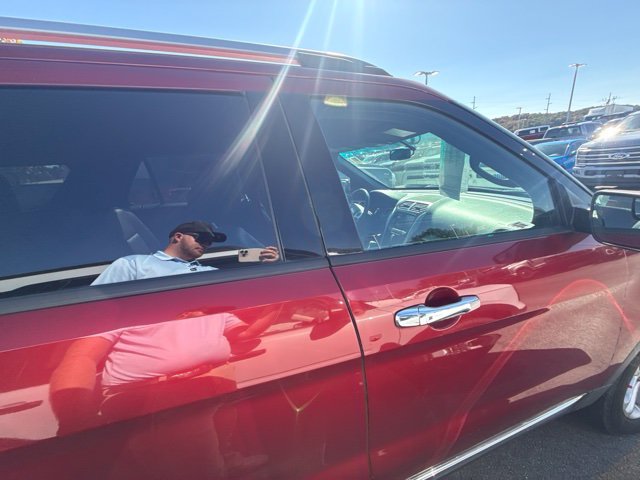 Used 2013 Red Ford XLT image 13