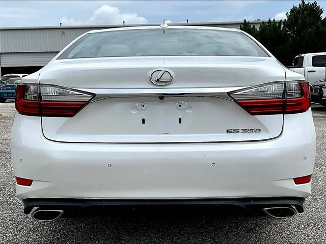 Used 2017 White Lexus 350 image 5