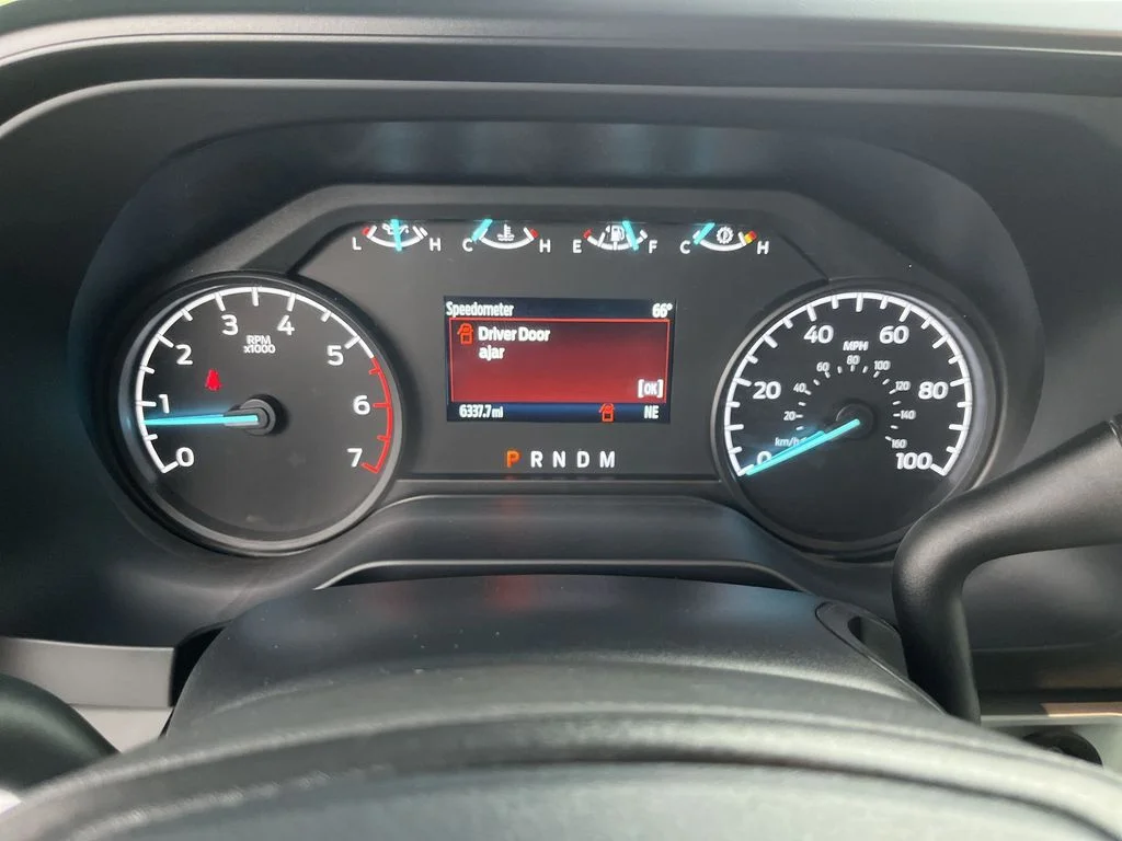 Used 2025 White Ford XL image 15