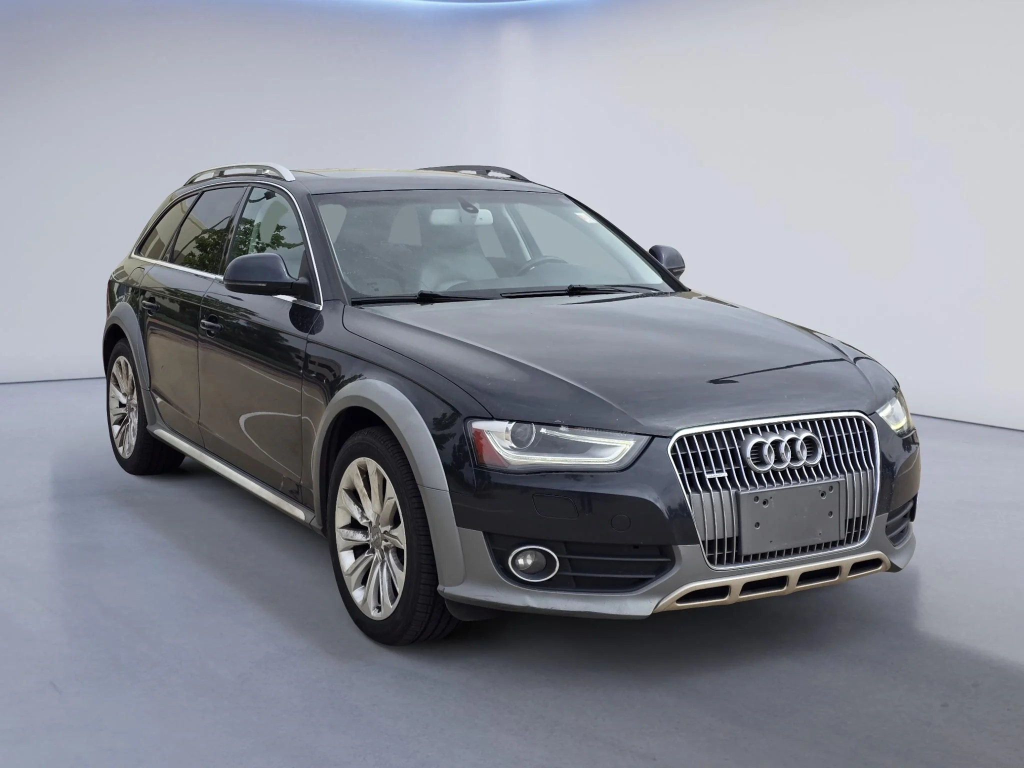 Used 2016 Moonlight Blue Metallic Audi Premium Plus image 8