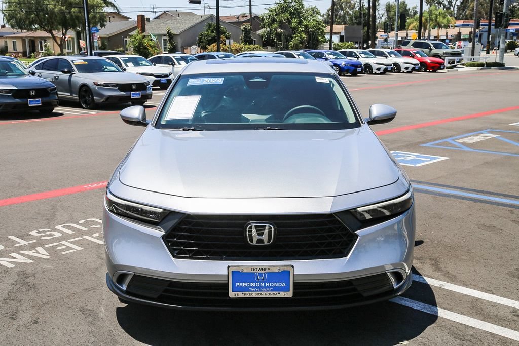 Certified Used 2024 Solar Silver Metallic Honda 1.5T EX image 30