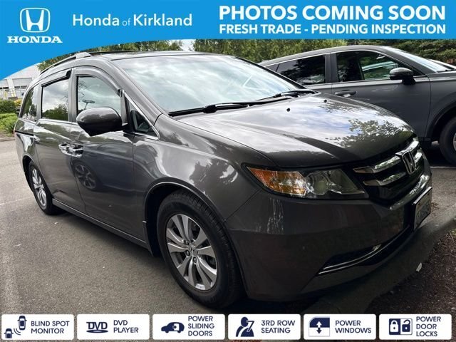 Used 2017 Modern Steel Metallic Honda SE image 1