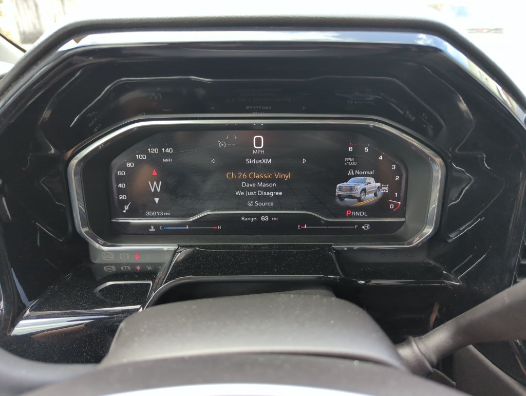 Used 2024 White GMC SLT image 36