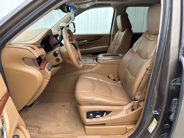 Used 2016 Terra Mocha Metallic Cadillac Platinum image 19