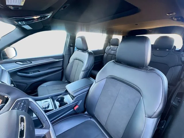 2026 Jeep Grand Cherokee L Laredo - Photo 21