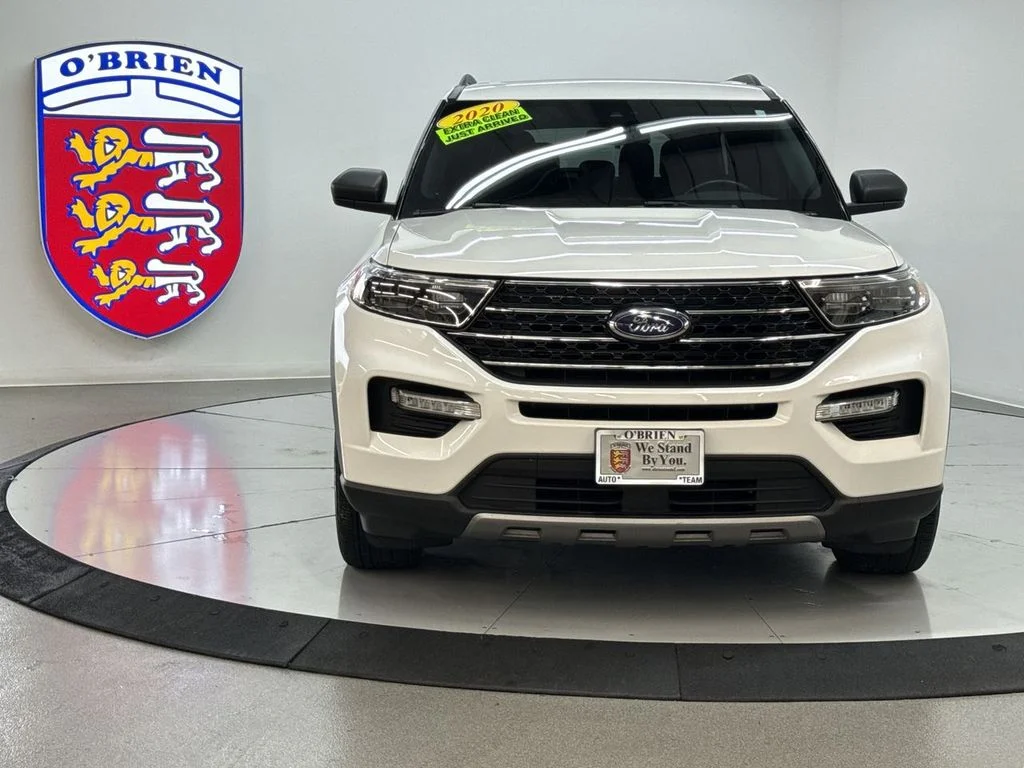 Used 2020 White Metallic Ford XLT image 10