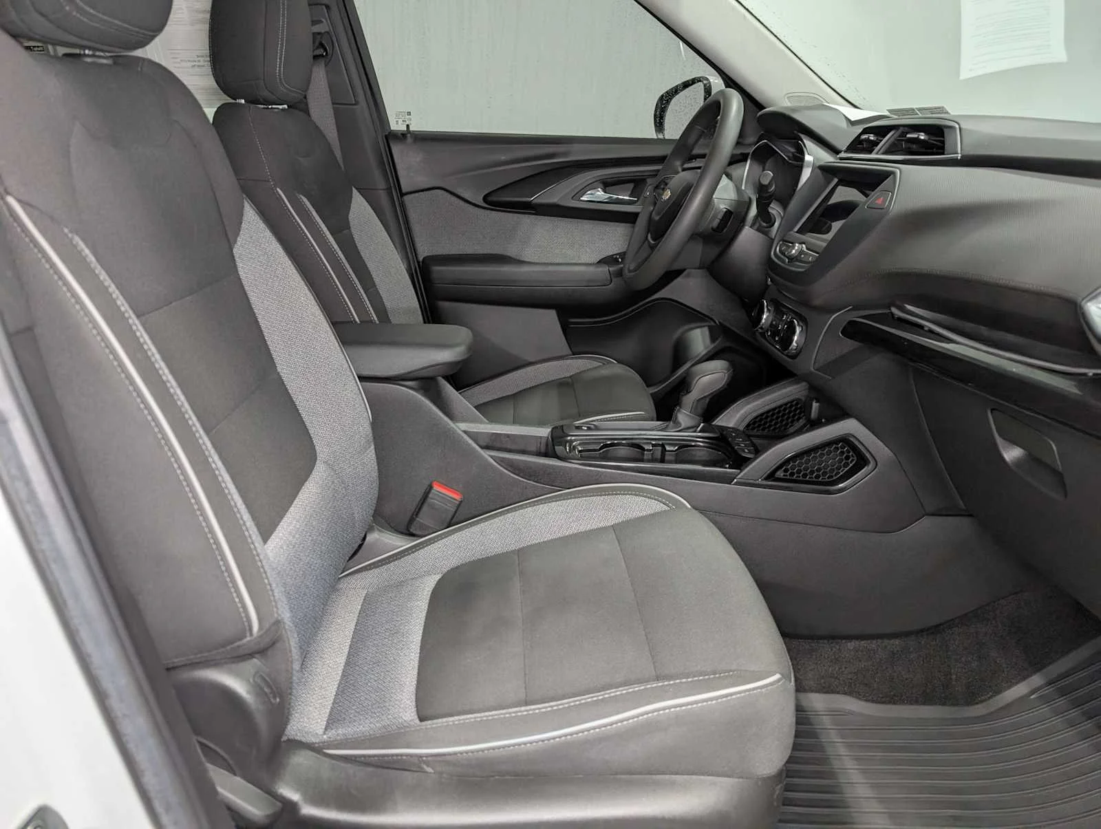 Used 2022 Summit White Chevrolet LT image 43
