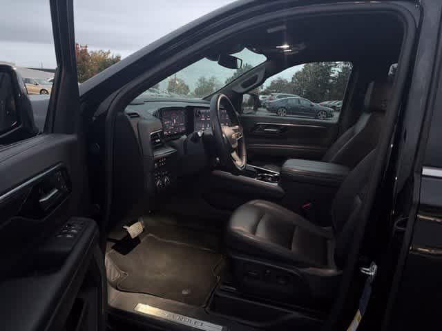 Used 2025 Black Chevrolet LT image 17