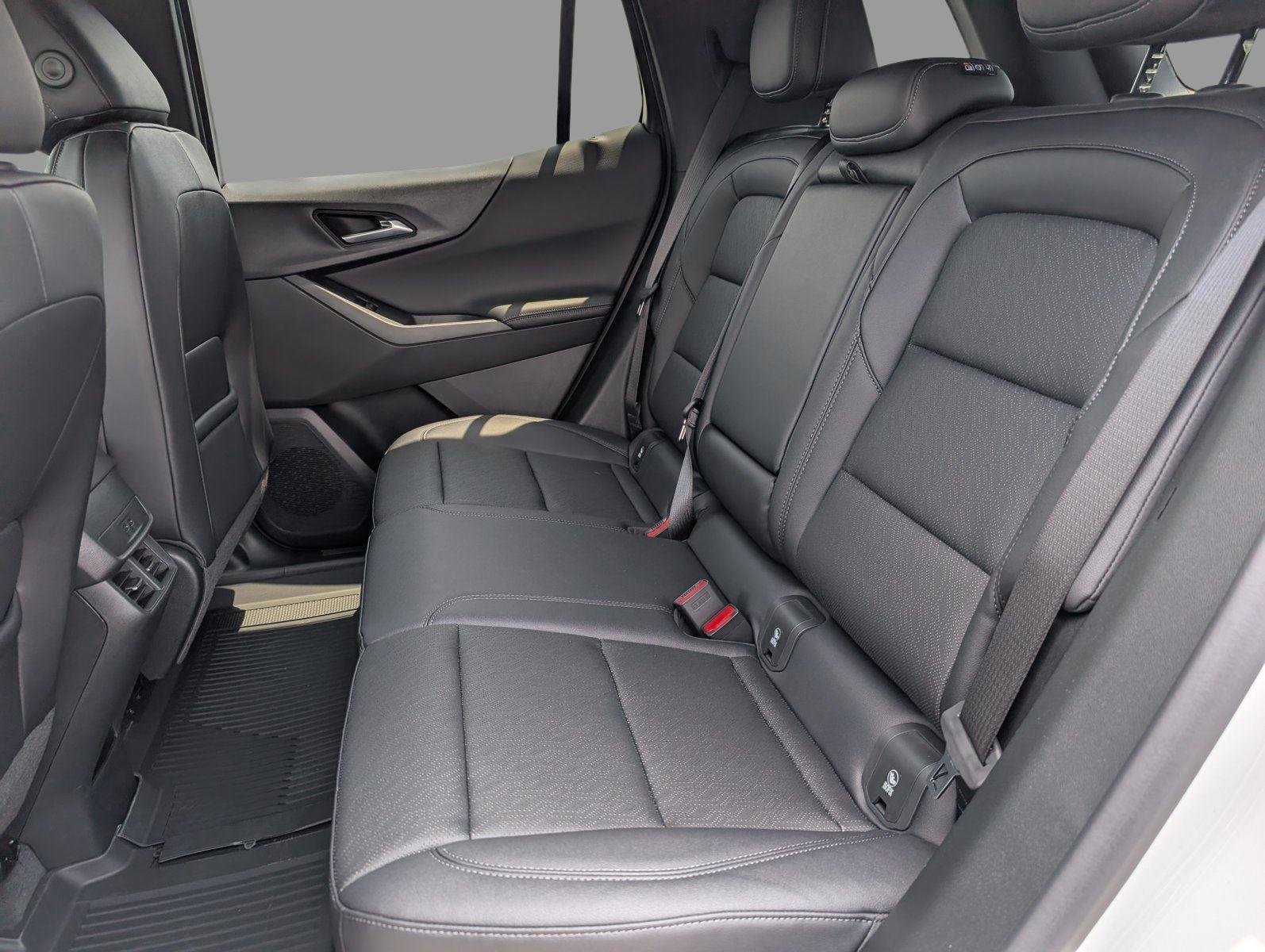 New 2026 Summit White Chevrolet LT image 24