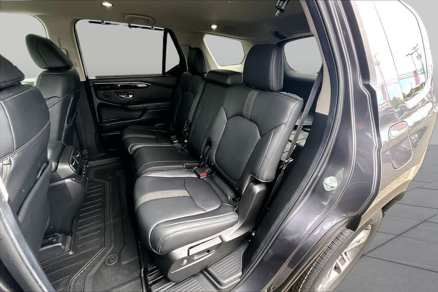 Used 2025 Modern Steel Metallic Honda AWD EX-L image 20