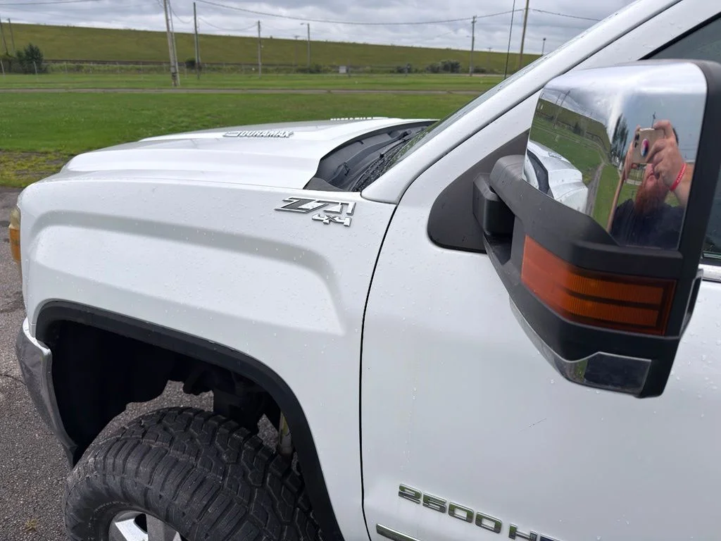 Used 2016 White GMC SLT image 14