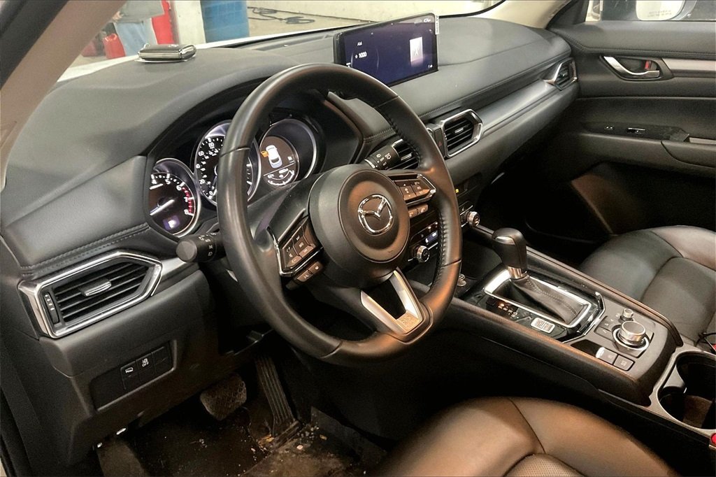 2025 MAZDA CX-5 - Image 13