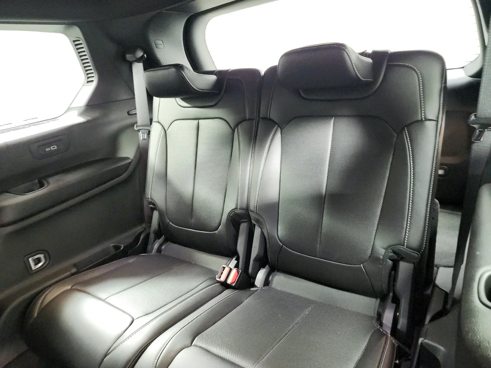 Used 2025 Black Jeep Limited image 13