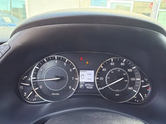 Used 2018 White Nissan SL image 2