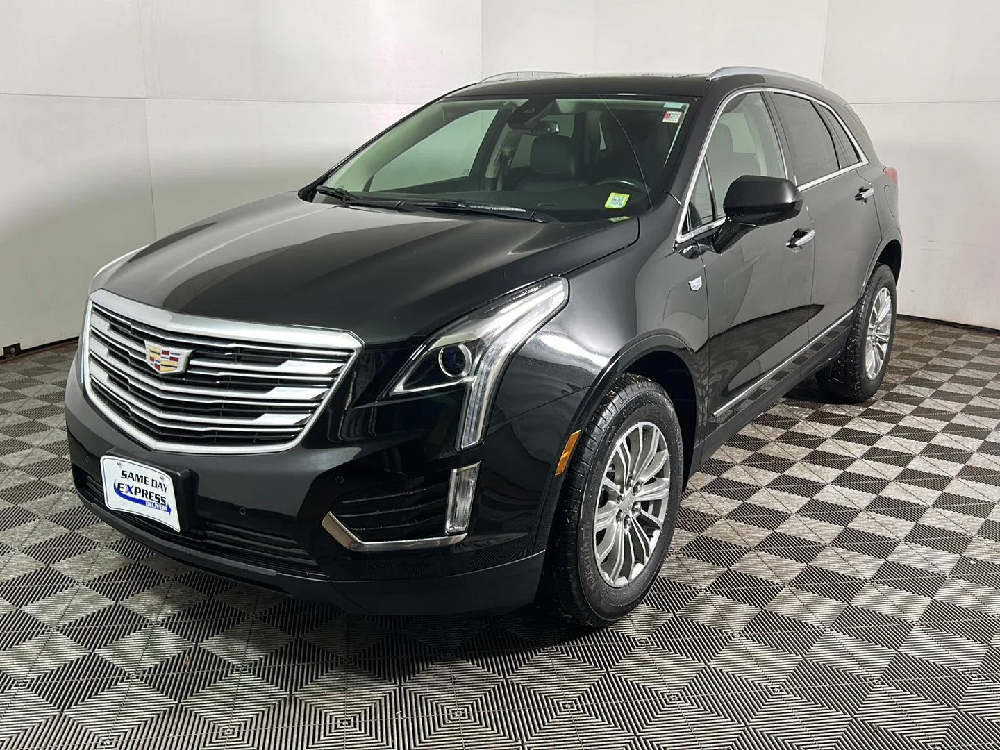 Used 2019 Black Metallic Cadillac Luxury image 12