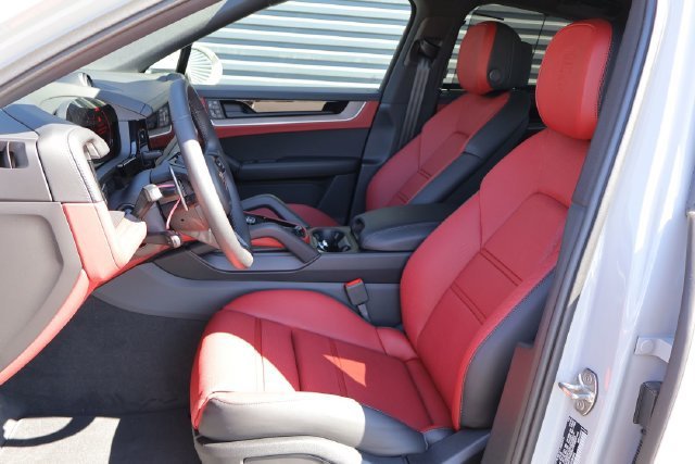 Used 2026 Chalk Porsche S image 5