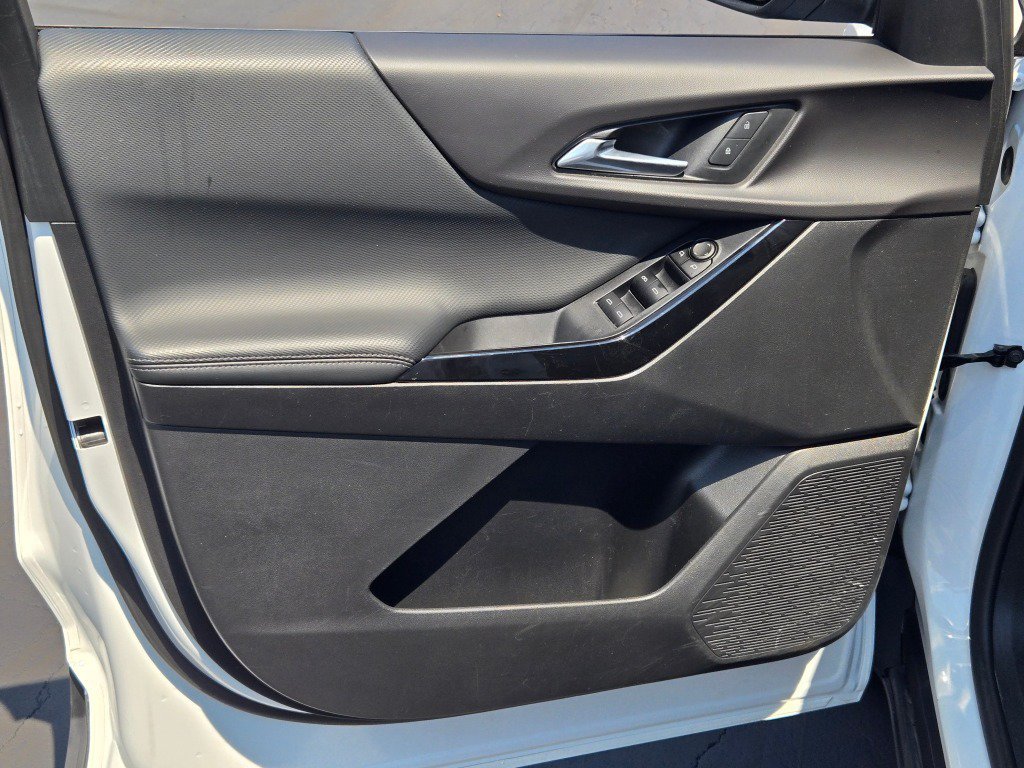 2025 Chevrolet Equinox LT - Photo 18