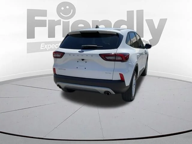 Used 2025 White Ford Active image 9