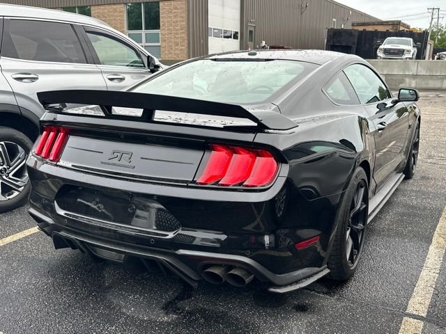 Used 2019 Black Ford GT Premium image 5