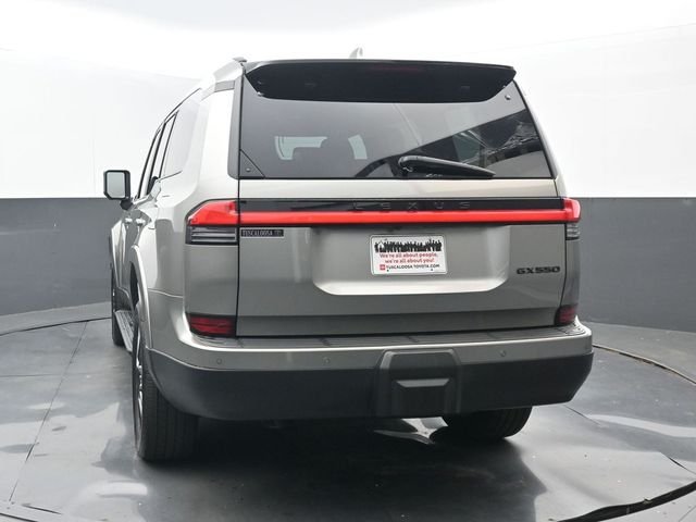 Used 2024 Atomic Silver Lexus 550 Premium image 4