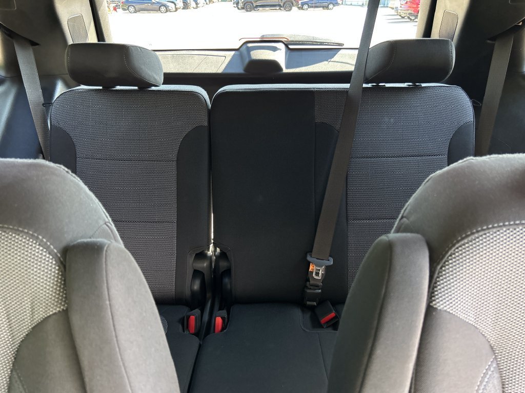 Used 2023 STERLING GRAY METALLIC Chevrolet LT Cloth image 15