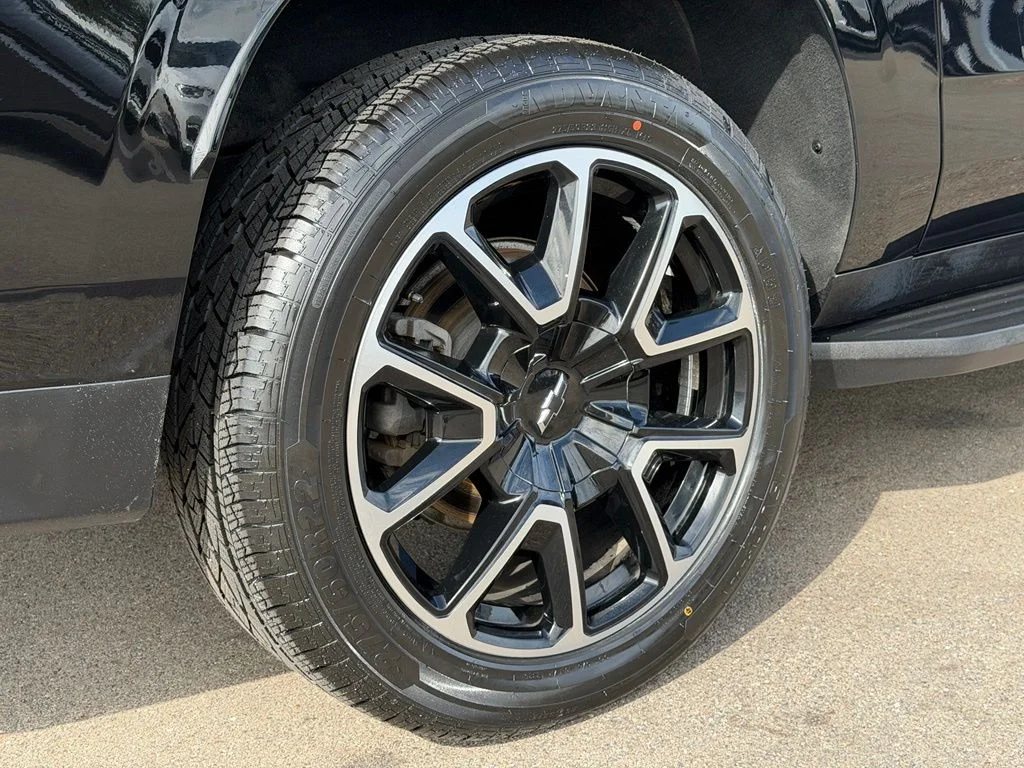 Used 2022 Black Chevrolet RST image 27
