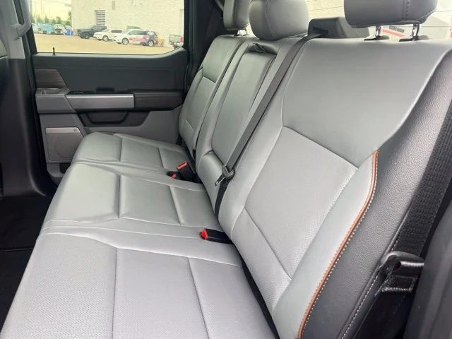 Used 2025 Gray Ford Lariat image 9