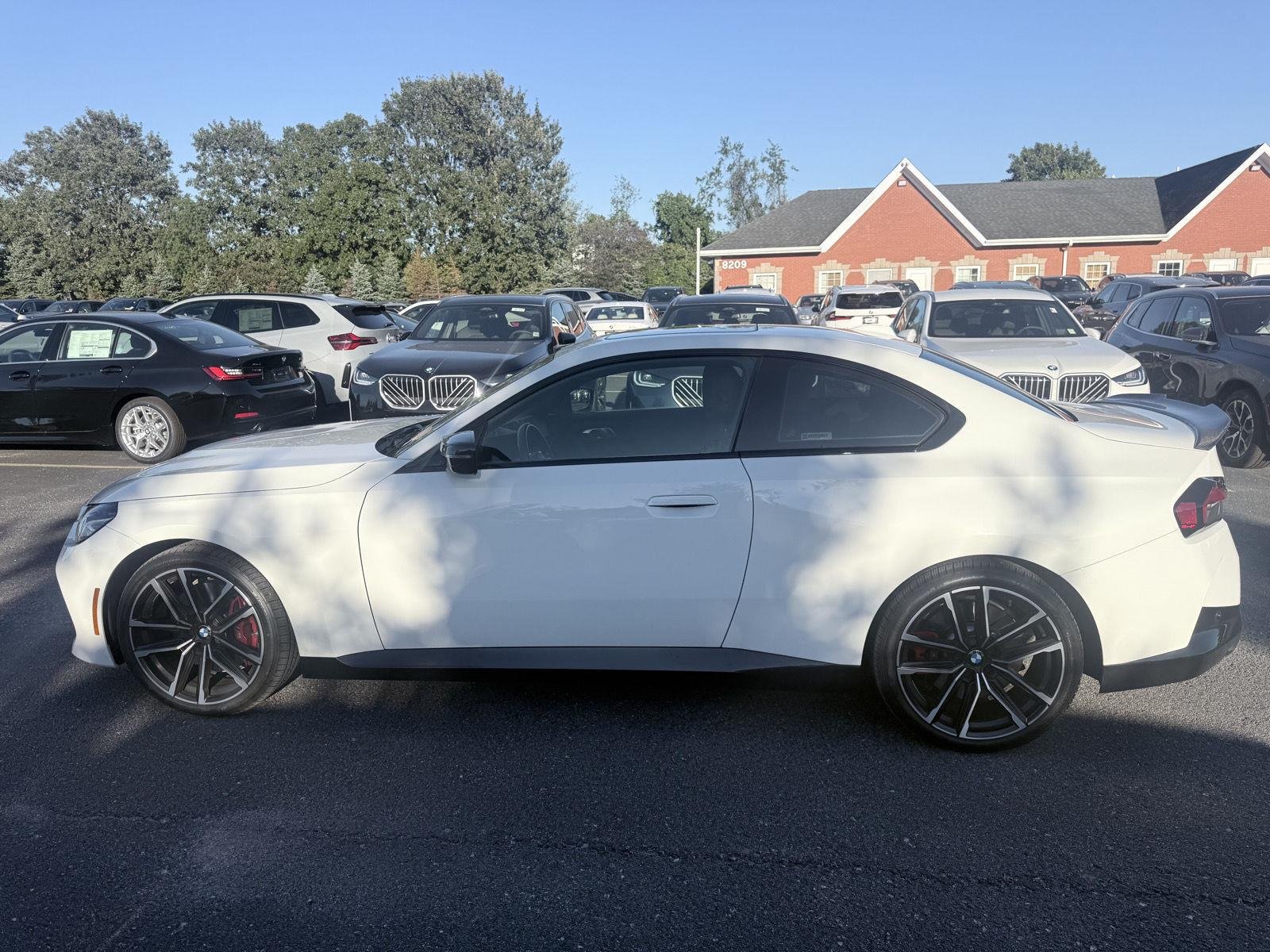 Used 2023 Alpine White BMW M240i xDrive image 4