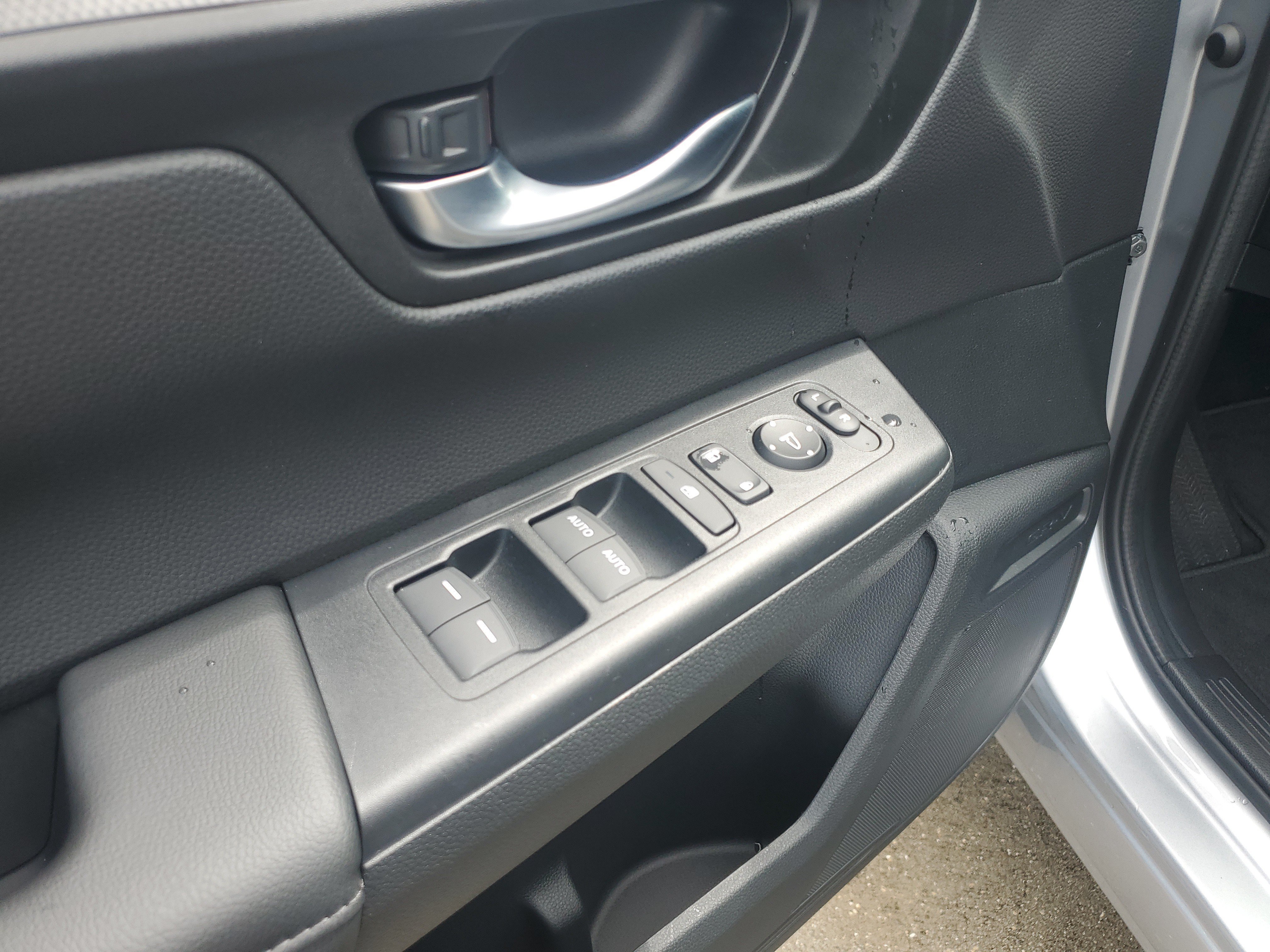 Used 2024 Lunar Silver Metallic Honda EX image 23