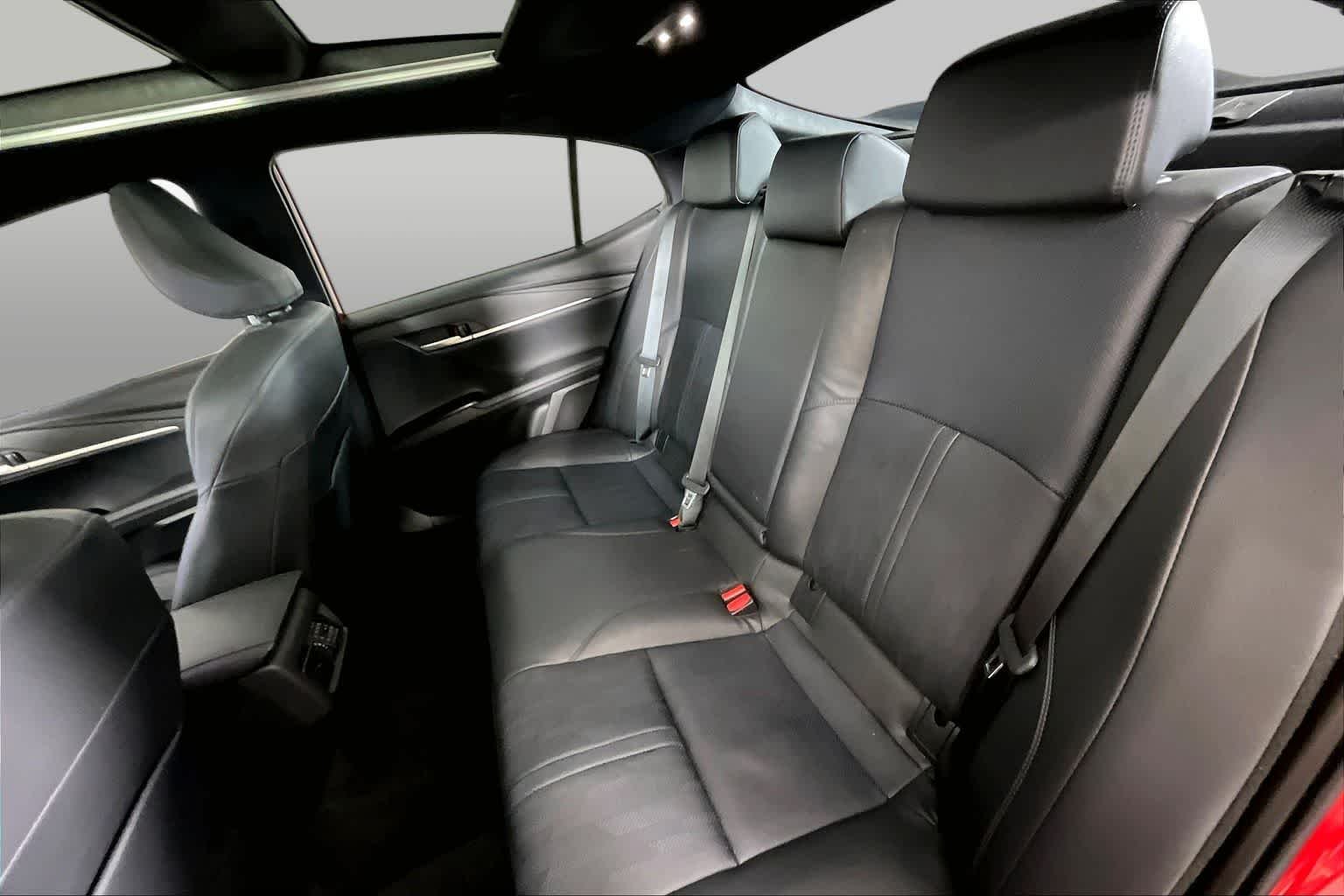 Used 2025 Supersonic Red/Midnight Black Metallic Toyota XSE image 19