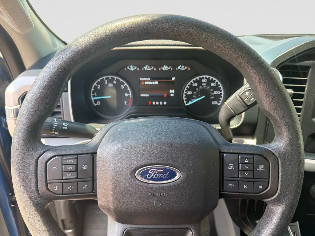Used 2023 Atlas Blue Metallic Ford XL image 27
