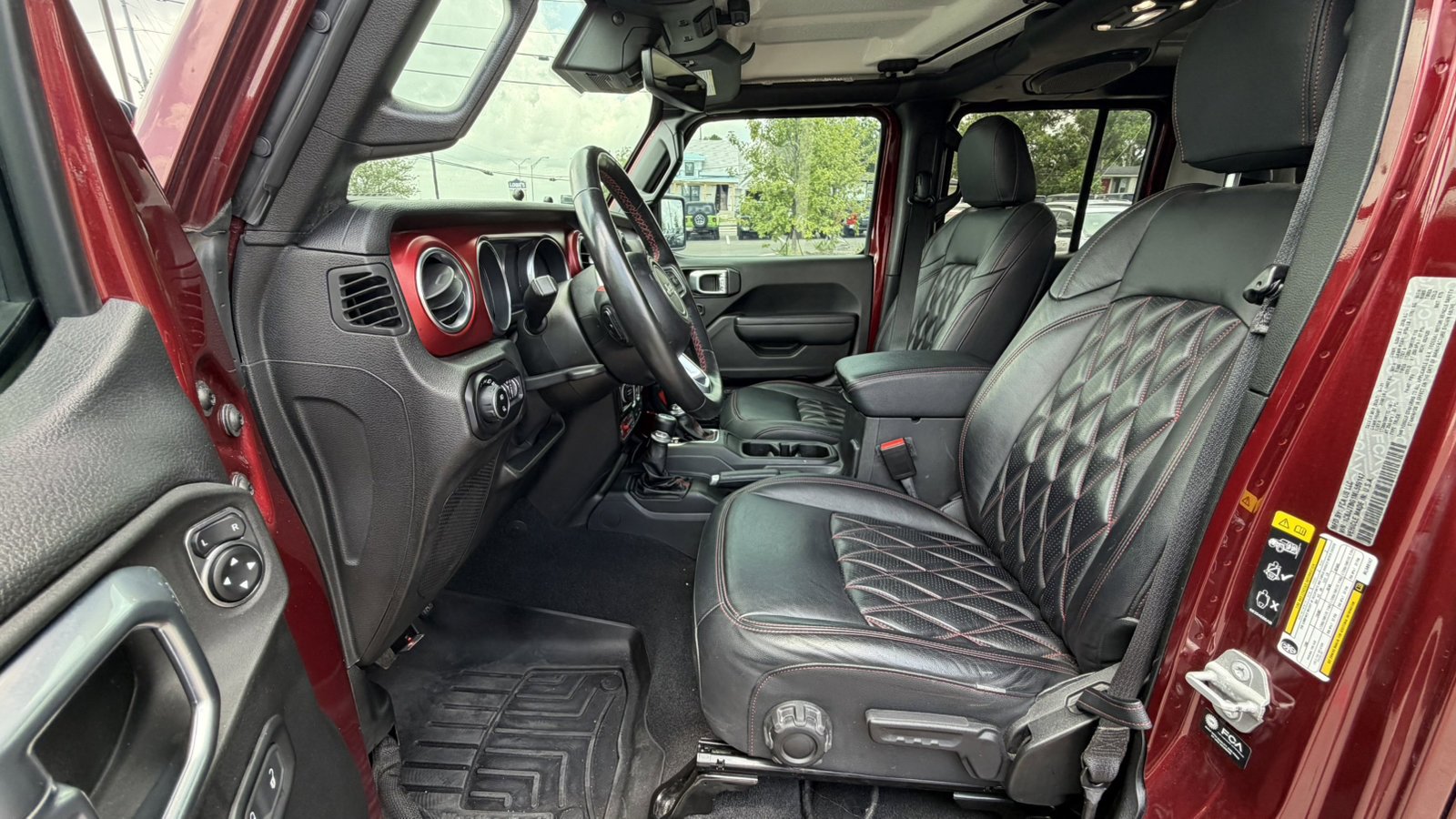 Certified Used 2021 Snazzberry Pearlcoat Jeep Rubicon image 10