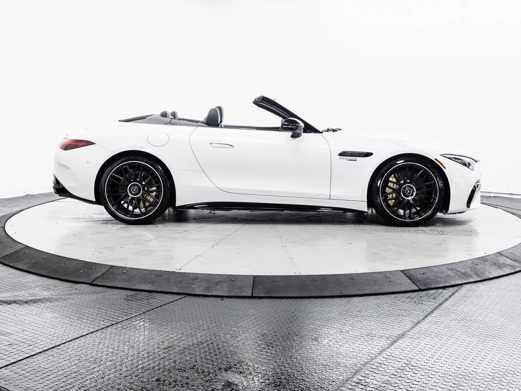 Used 2022 MANUFAKTUR Moonlight White Metallic Mercedes-Benz SL 55 AMG® image 37