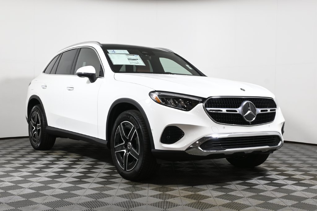 New 2027 Polar White Mercedes-Benz GLC 300 image 41