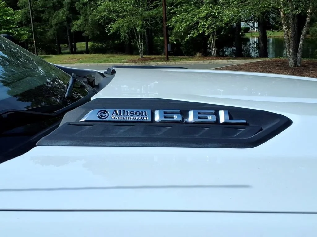 Used 2024 Summit White Chevrolet Custom image 37