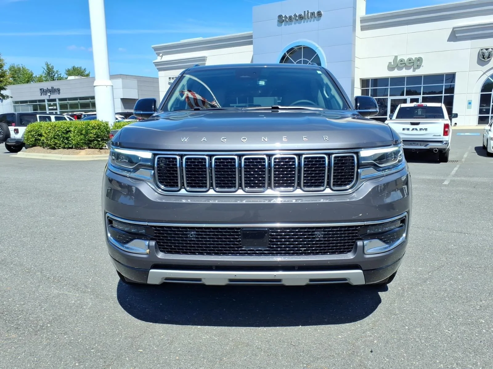 Used 2023 Baltic Gray Metallic Clearcoat Jeep Series II image 15