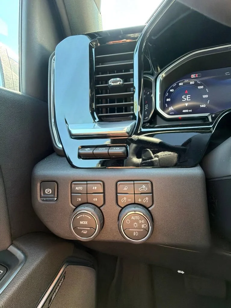 2026 Chevrolet Silverado 1500 High Country - Photo 21